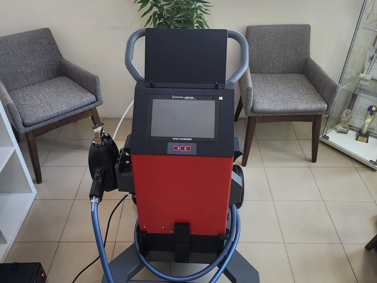 Handheld PMI analyser used to verify alloy composition before despatch