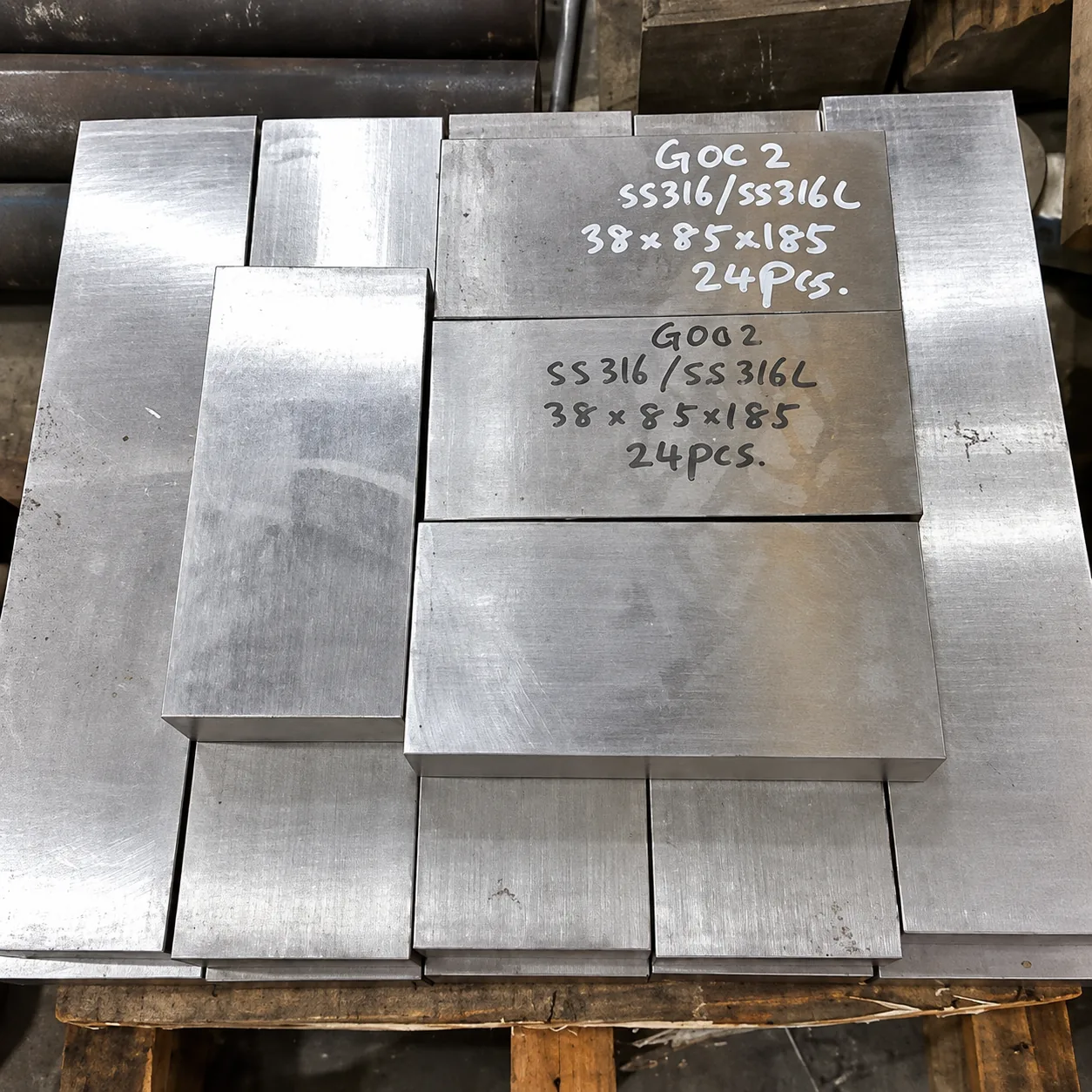 SS316 stainless steel plate bandsaw cut to size at E STEEL SDN BHD